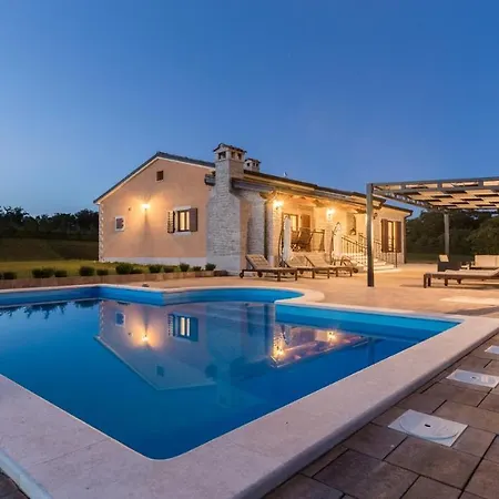 게스트하우스 Elida By 4*