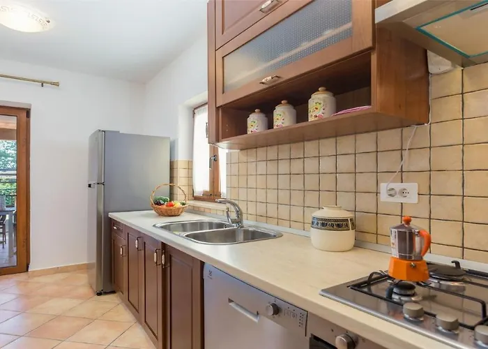 Elida By Gostinjska kuća